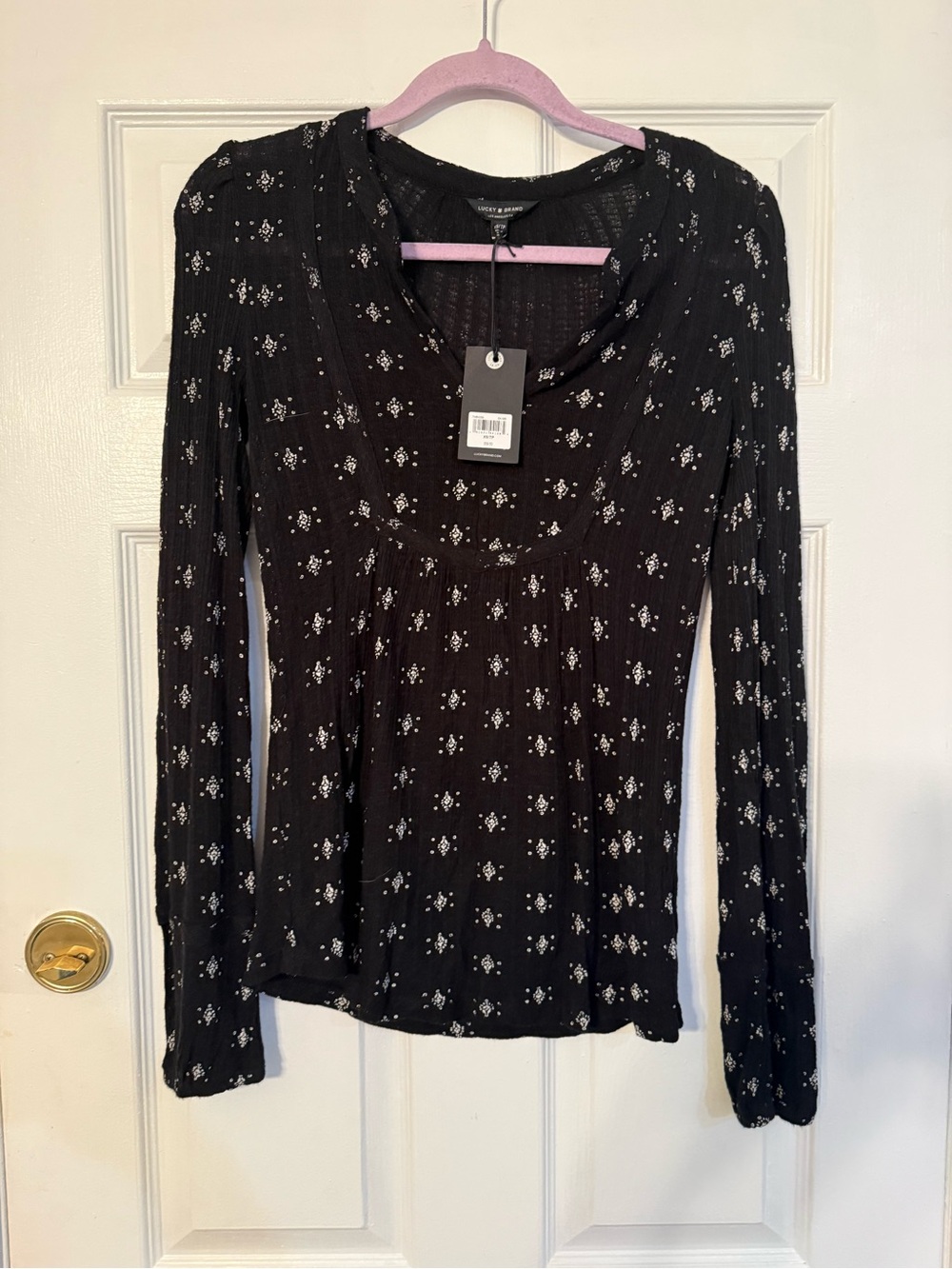 Lucky Brand Black Long-Sleeve Scoop Neck Top with White Floral Motif
